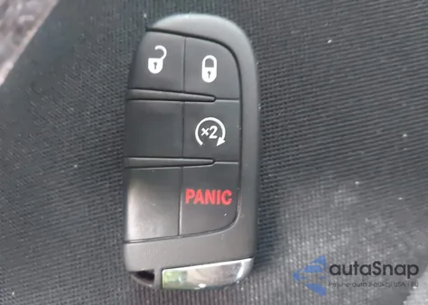 2020 Jeep Renegade Latitude 4X4 из США, поврежденный, VIN ZACNJBBB2LPL68852